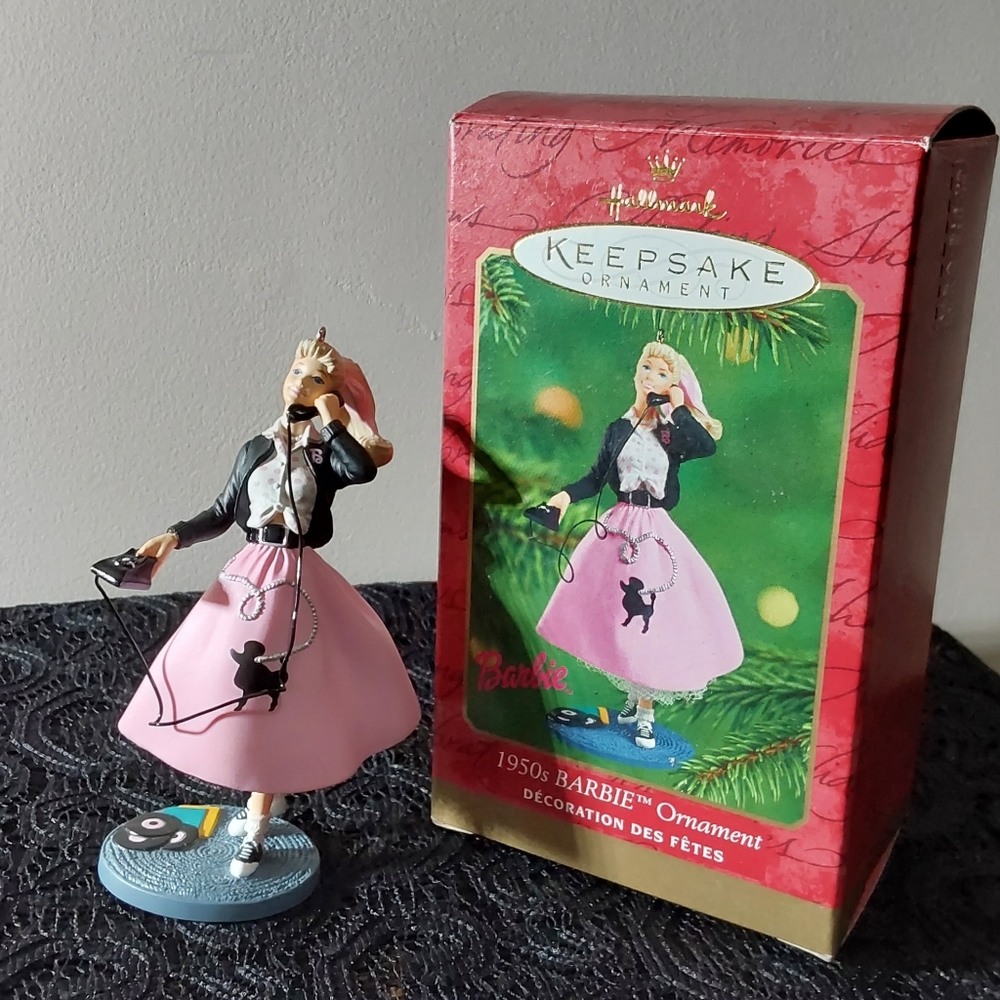 HALLMARK BARBIE 2001 of 1950's ORNAMENT
